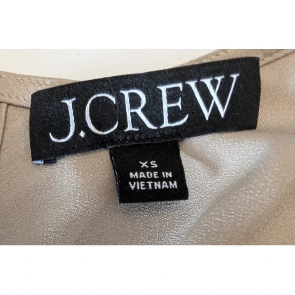 J.Crew Tank Top XS Beige Gold‎ Button Back Scoop Neck Minimalist Quiet Luxury